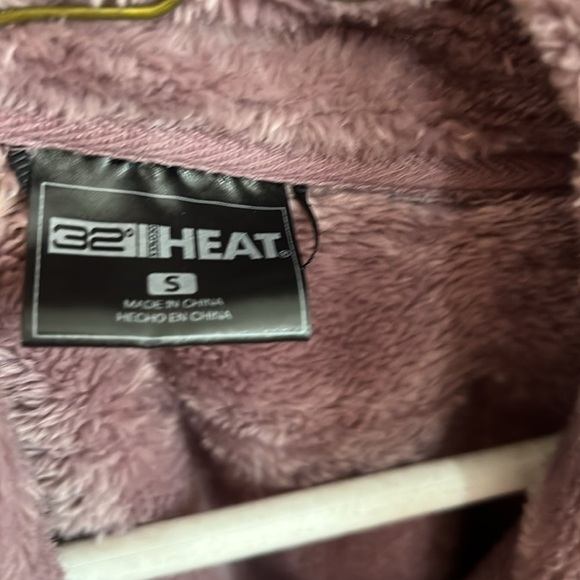 33• Heat Size Small Mauve Teddy Cozy Soft Faux Fur Zip Up Funnel Neck Jacket - Picture 5 of 7